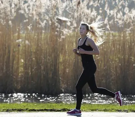 בית אירוח Bright With Kitchen אמסטרדם