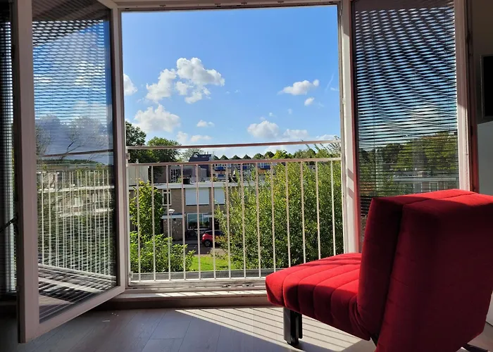 Accommodatie bij particulieren Bright With Kitchen