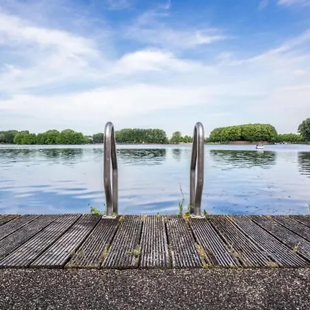 ホームステイ Bright With Kitchen アムステルダム